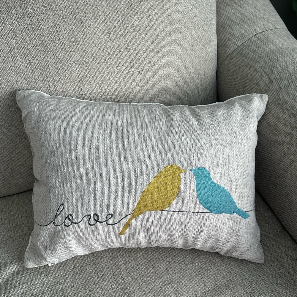 Decorative Pillow with Love Birds Design